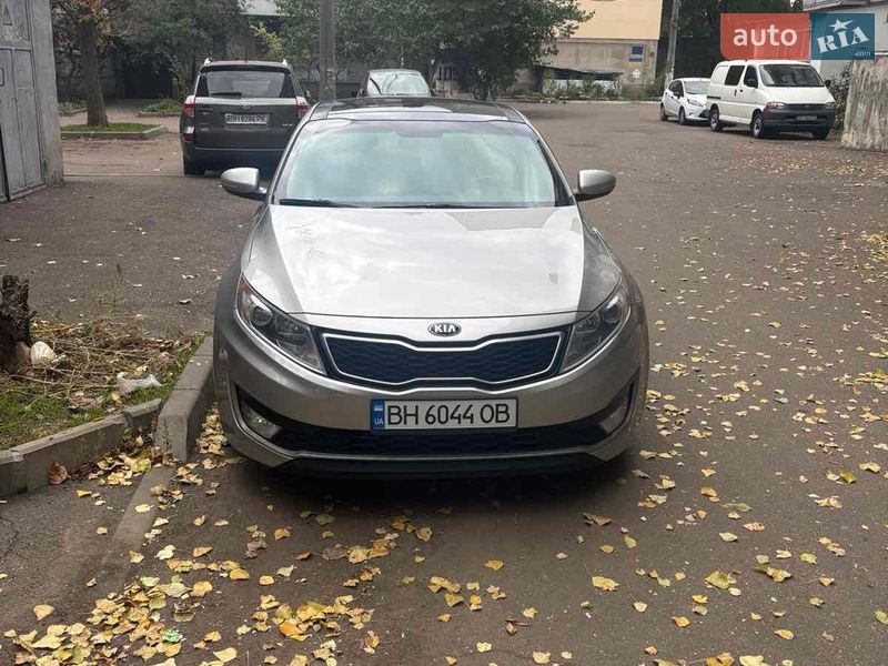 Седан Kia Optima 2013 в Одесі