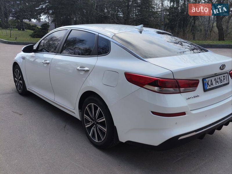 Седан Kia Optima 2019 в Житомирі