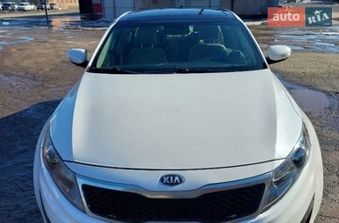 Седан Kia Optima 2013 в Сумах