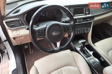 Седан Kia Optima 2016 в Києві