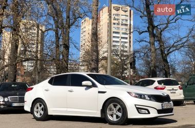 Седан Kia Optima 2015 в Киеве