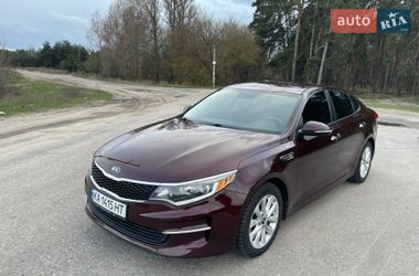 Седан Kia Optima 2016 в Охтирці