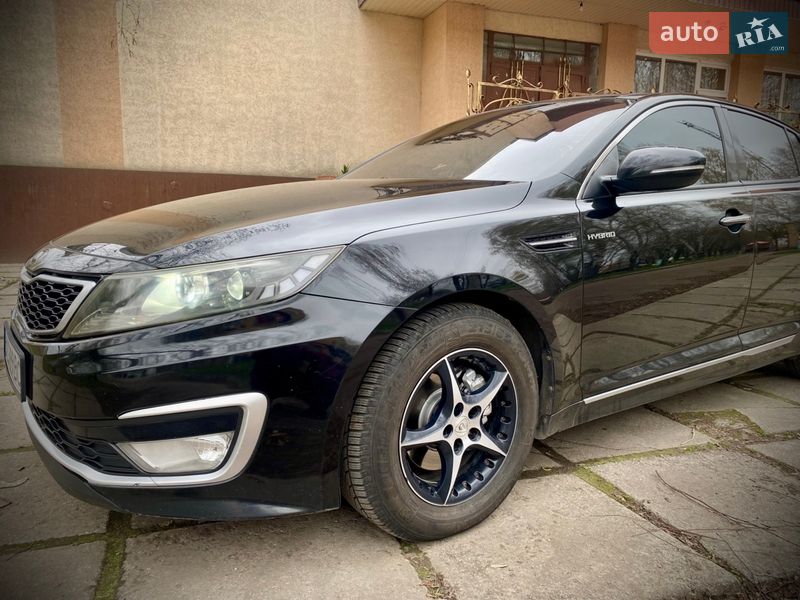 Седан Kia Optima 2013 в Новомиргороде