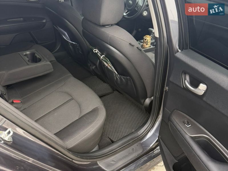 Седан Kia Optima 2017 в Киеве фото 12 Седан Kia Optima 2017 в Киеве