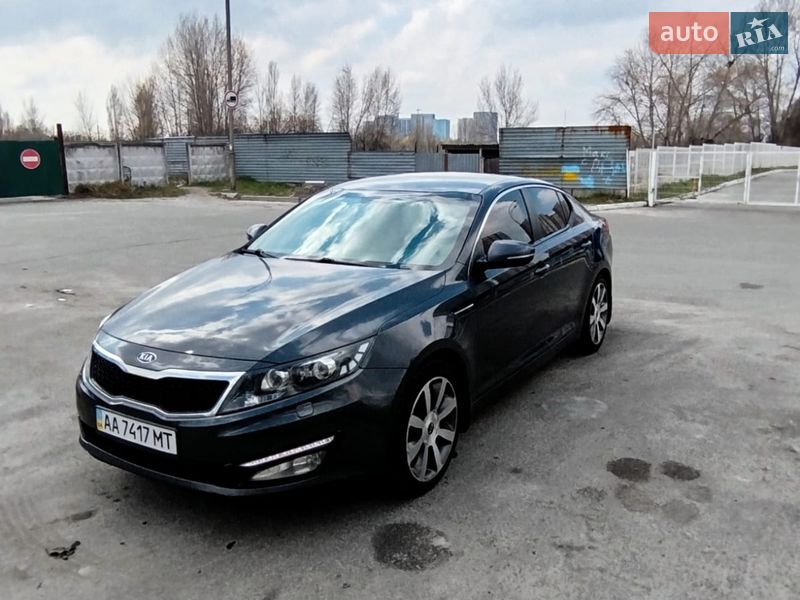 Седан Kia Optima 2013 в Києві