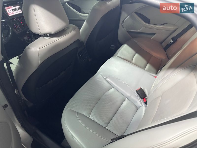 Седан Kia Optima 2012 в Горохові фото 6 Седан Kia Optima 2012 в Горохові