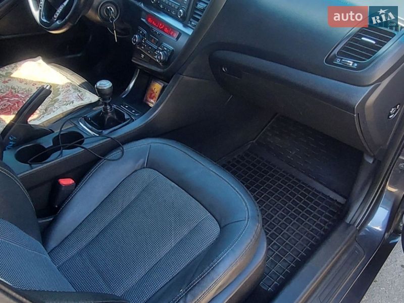 Седан Kia Optima 2013 в Києві фото 6 Седан Kia Optima 2013 в Києві