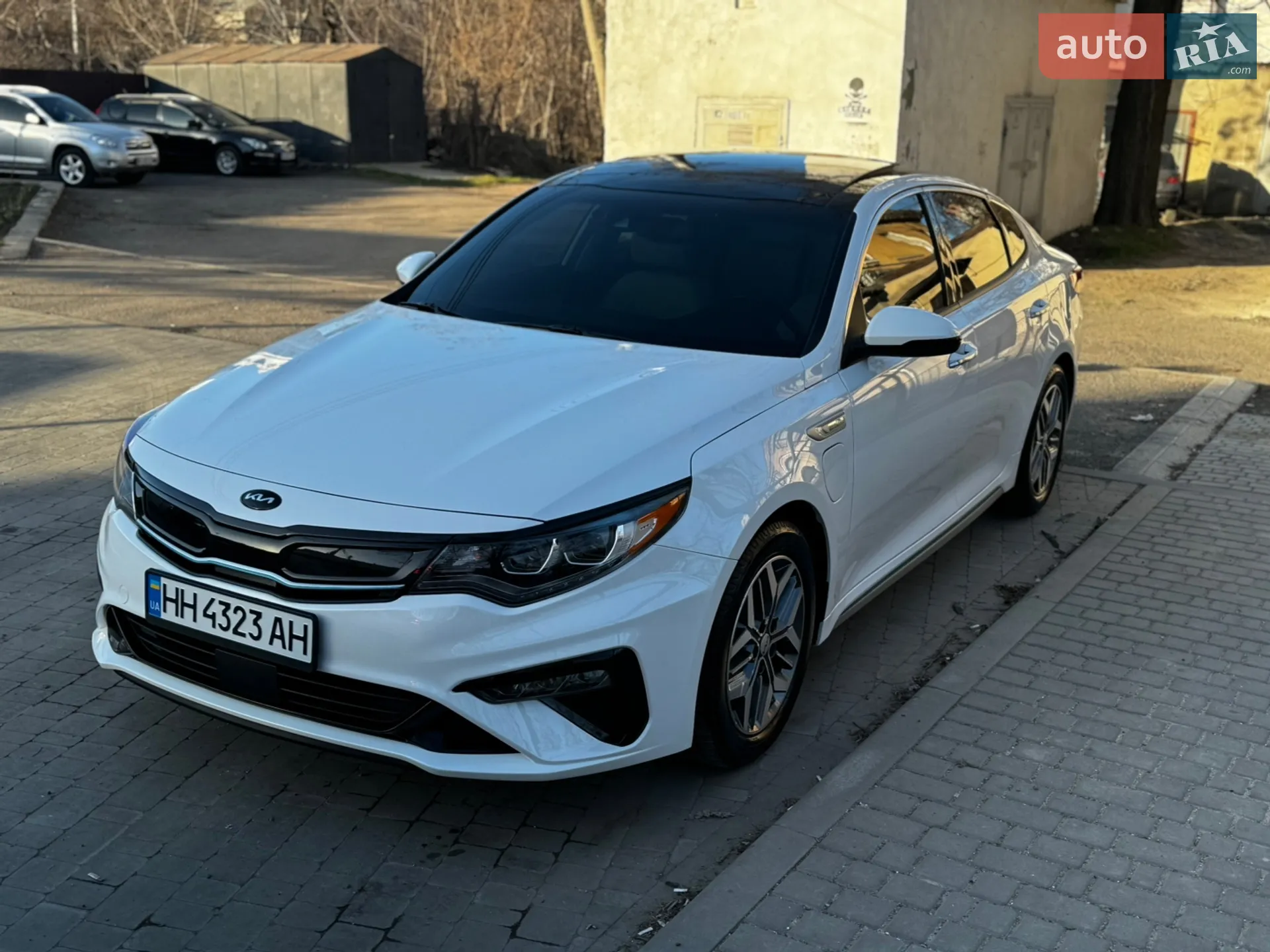2019 Kia Optima - фото 1