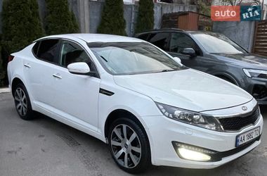 Седан Kia Optima 2012 в Києві