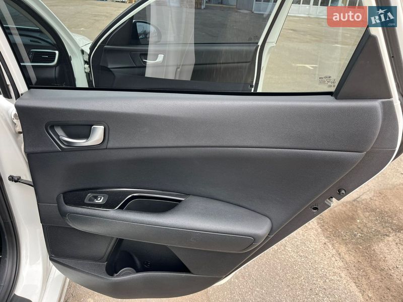 Універсал Kia Optima 2019 в Києві