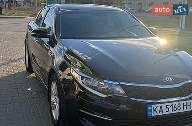 Седан Kia Optima 2017 в Києві