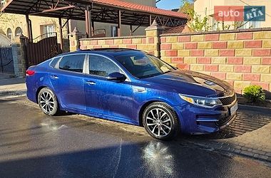 Седан Kia Optima 2017 в Ровно