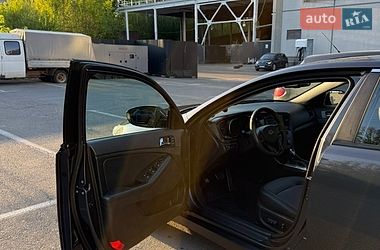 Седан Kia Optima 2012 в Києві