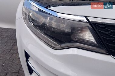 Седан Kia Optima 2015 в Львове