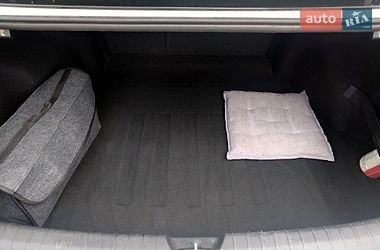 Седан Kia Optima 2015 в Львове