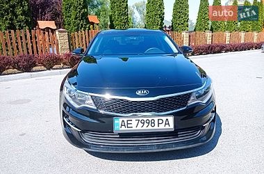 Седан Kia Optima 2018 в Днепре