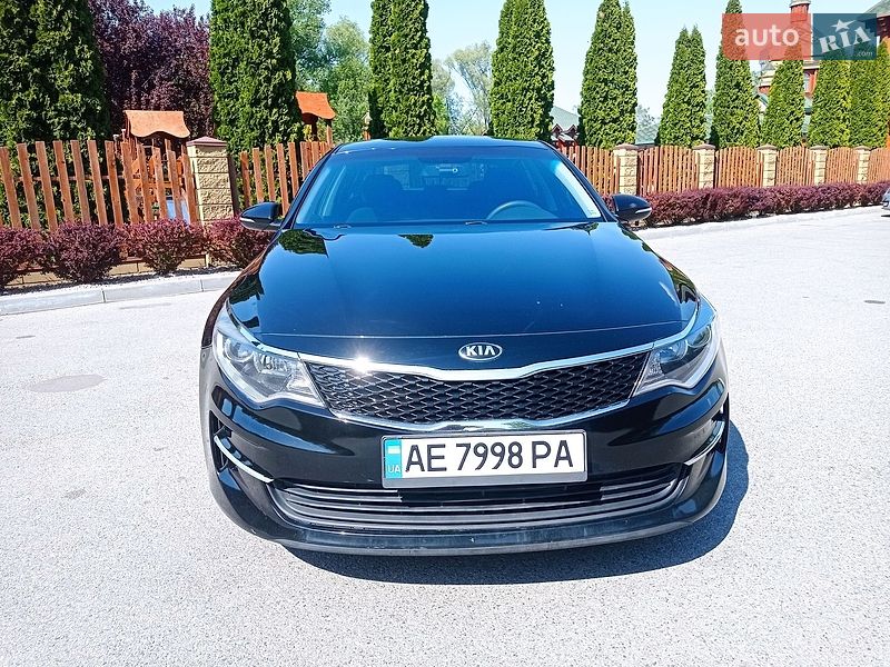 Седан Kia Optima 2018 в Днепре