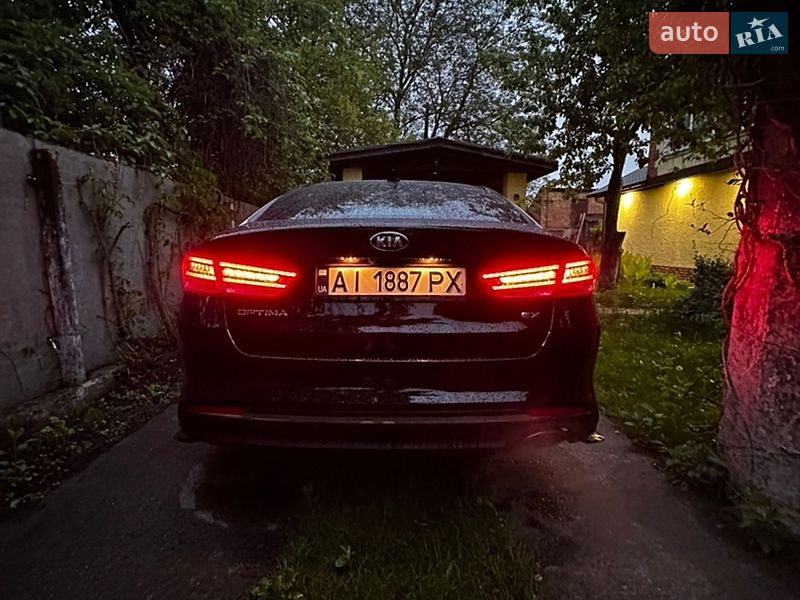 Седан Kia Optima 2016 в Києві