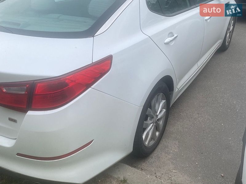 Седан Kia Optima 2014 в Киеве