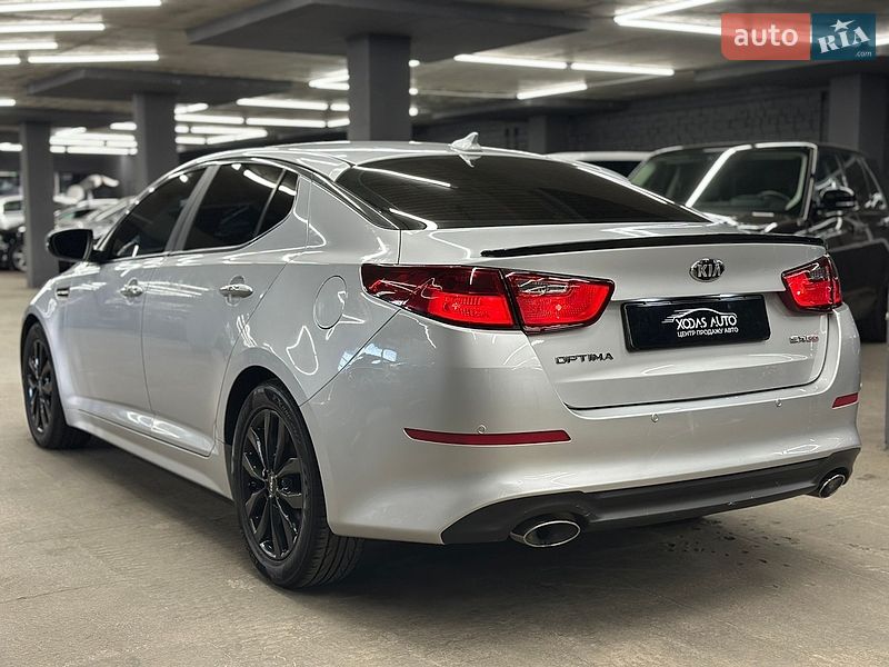 Седан Kia Optima 2014 в Харкові