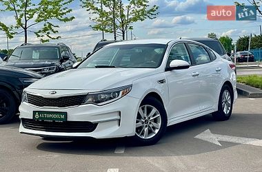 Седан Kia Optima 2016 в Киеве