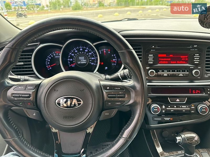 Седан Kia Optima 2014 в Киеве