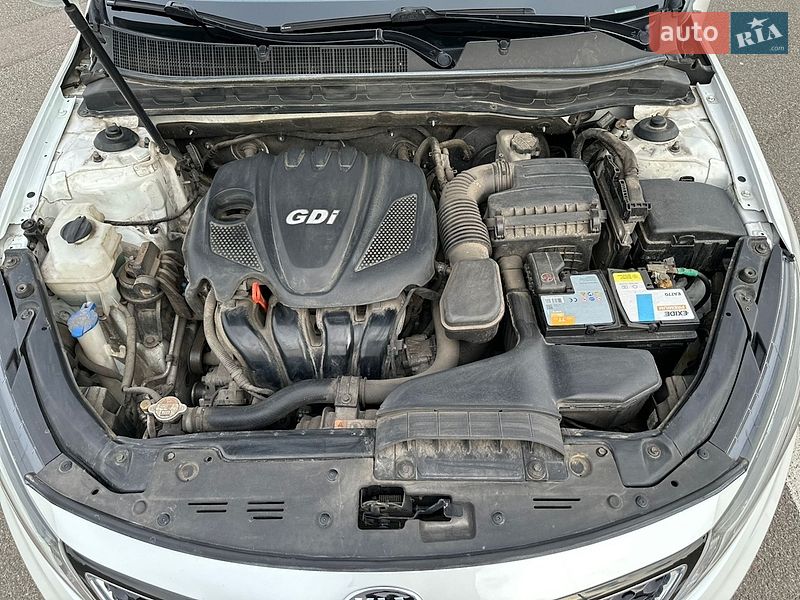 Седан Kia Optima 2014 в Киеве