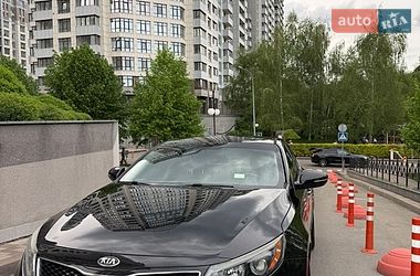 Седан Kia Optima 2014 в Киеве