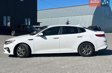 Седан Kia Optima 2018 в Львове