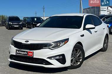 Седан Kia Optima 2018 в Львове
