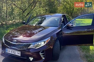 Седан Kia Optima 2016 в Нетішині