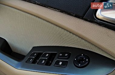 Седан Kia Optima 2014 в Черкасах