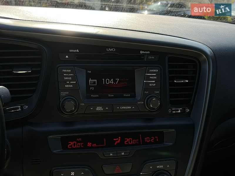 Седан Kia Optima 2013 в Львові