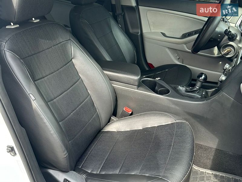 Седан Kia Optima 2013 в Києві фото 31 Седан Kia Optima 2013 в Києві