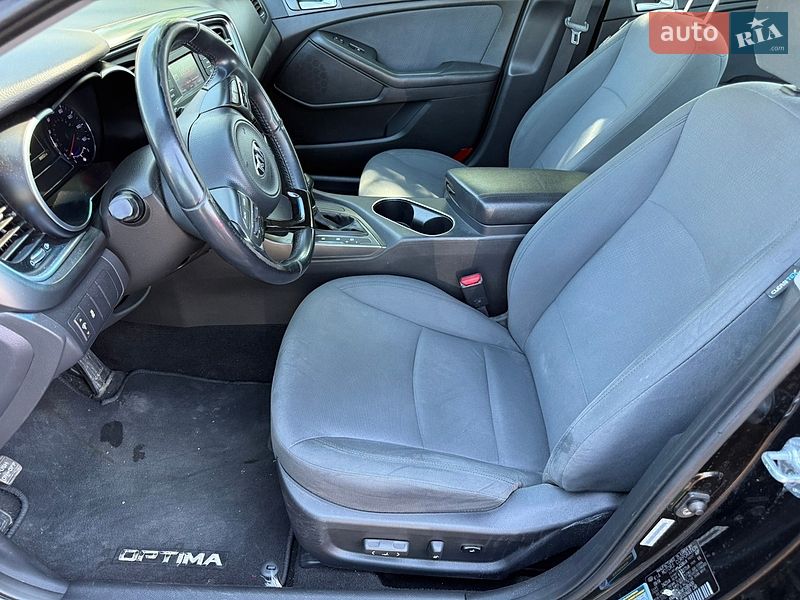 Седан Kia Optima 2014 в Киеве