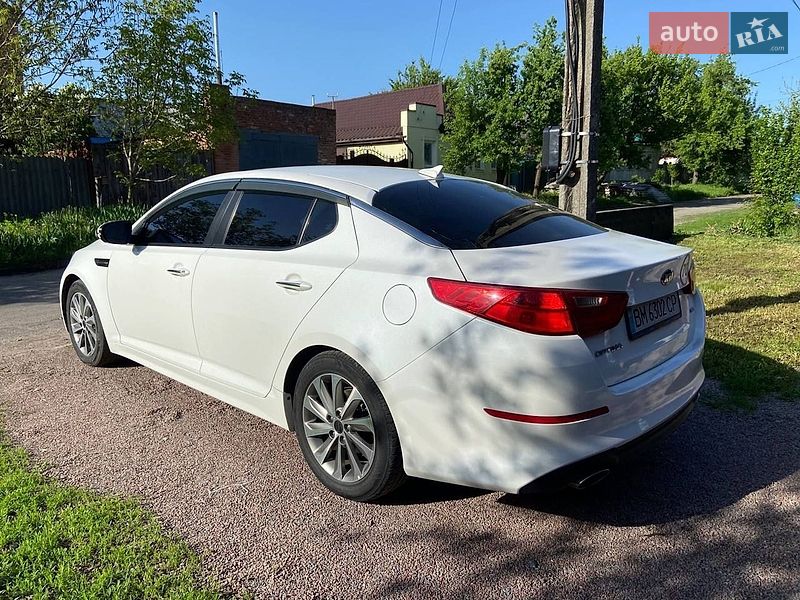 Седан Kia Optima 2015 в Сумах