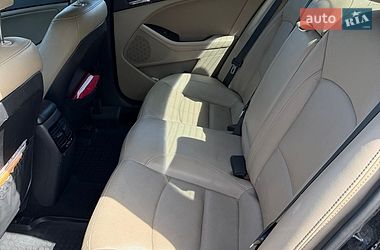 Седан Kia Optima 2013 в Киеве