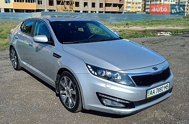 Седан Kia Optima 2012 в Киеве