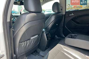 Седан Kia Optima 2012 в Львові