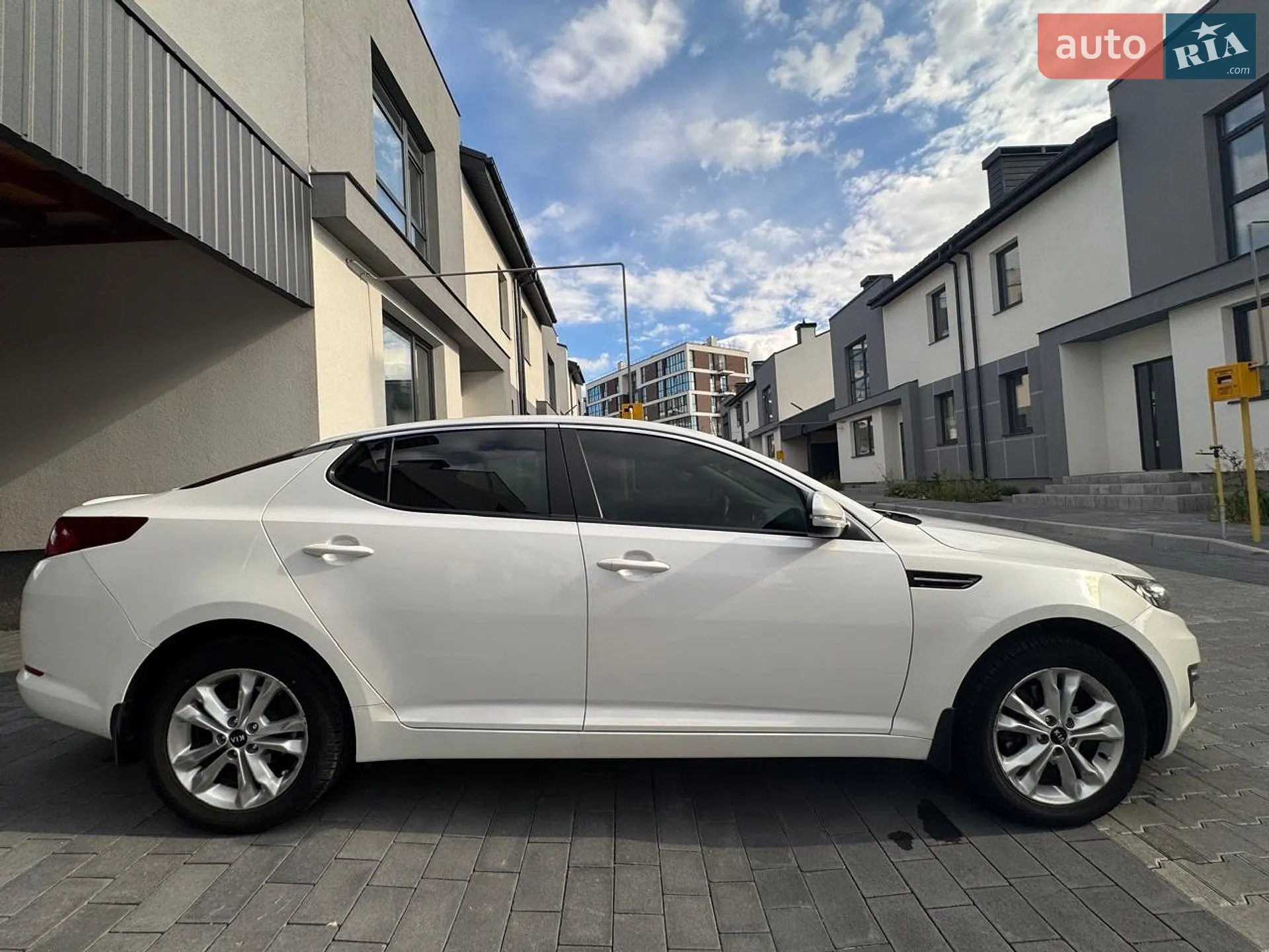 2011 Kia Optima - мініатюра 3