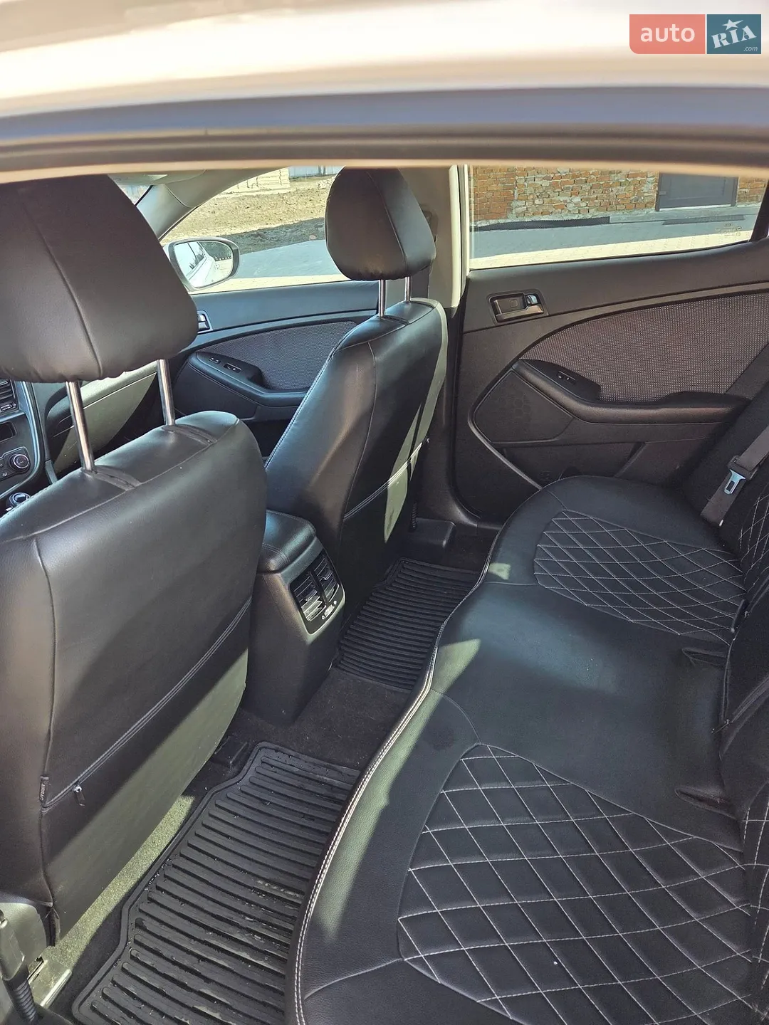 2012 Kia Optima - мініатюра 17