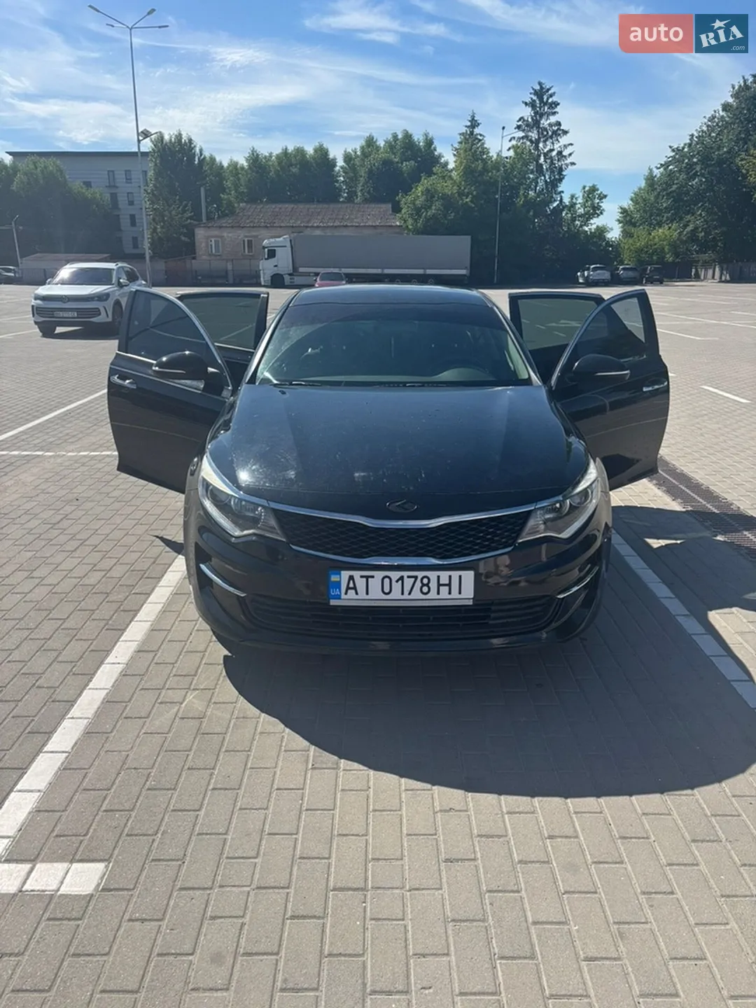 2018 Kia Optima - фото 1