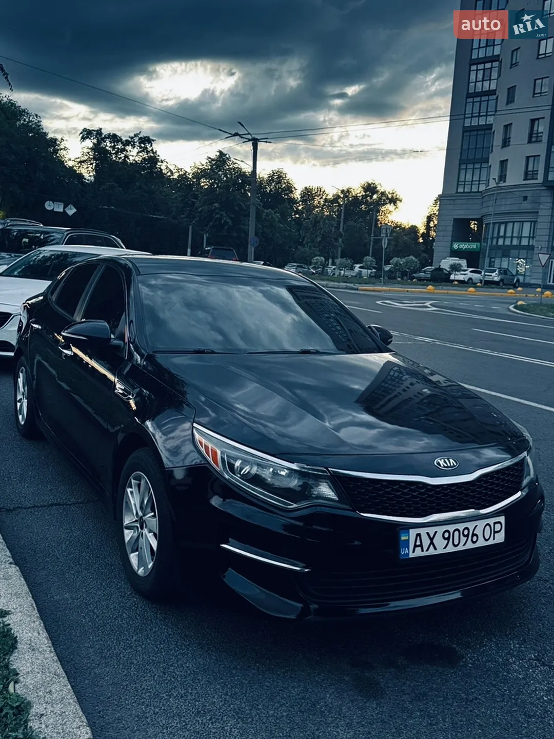 2016 Kia Optima - фото 1