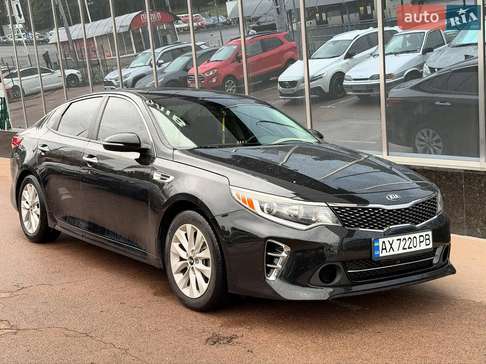 2017 Kia Optima - фото 1