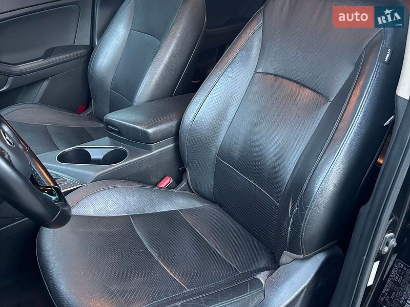 Седан Kia Optima 2015 в Василькові