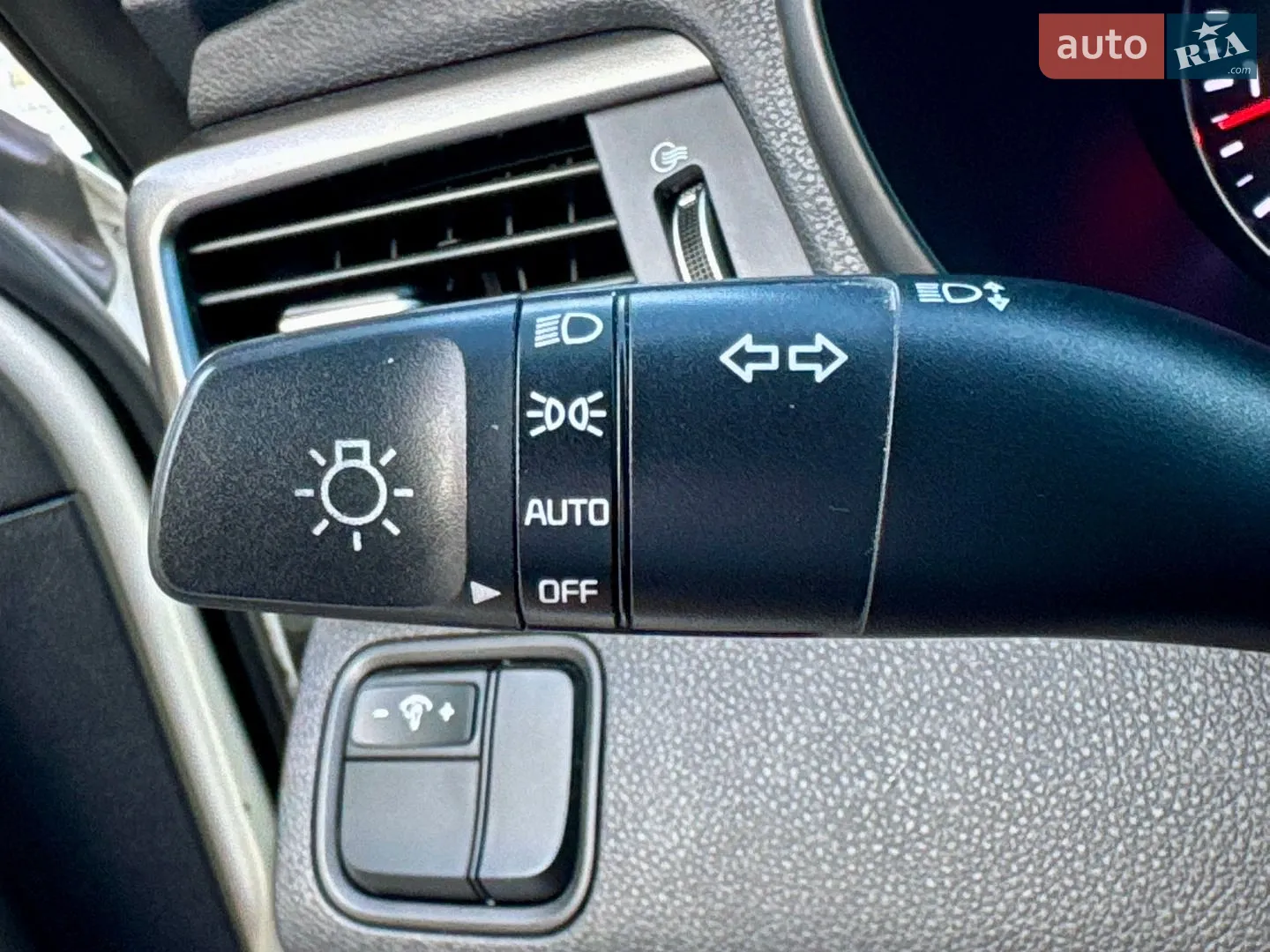 2017 Kia Optima - мініатюра 27