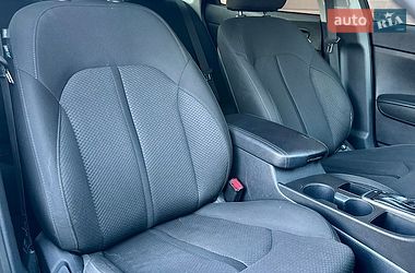 Седан Kia Optima 2016 в Святопетрівське