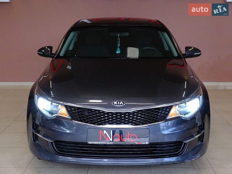 Седан Kia Optima 2017 в Одессе