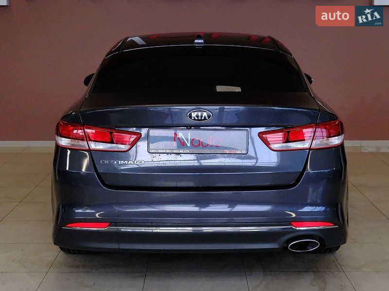 Седан Kia Optima 2017 в Одессе