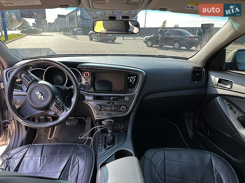 Седан Kia Optima 2014 в Киеве
